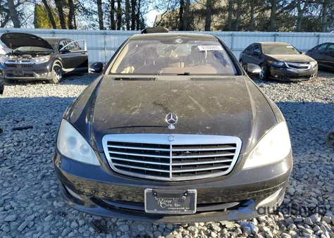 2007 Mercedes-Benz S 550 z USA, uszkodzony, nr VIN WDDNG71X07A118503